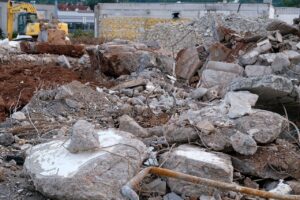 Śmieci w naturze, czyli jak kilka słów o prawidłowej segregacji.